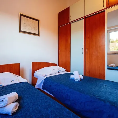 Jasenice Near & Pool * Maslenica