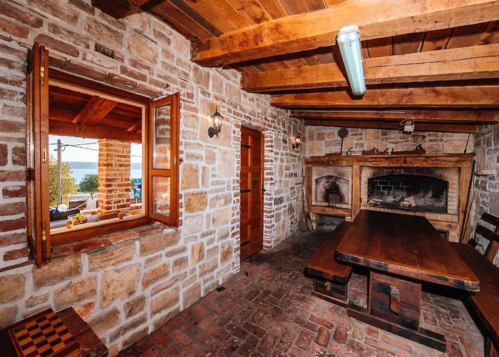 펜션 Jasenice Near & Pool