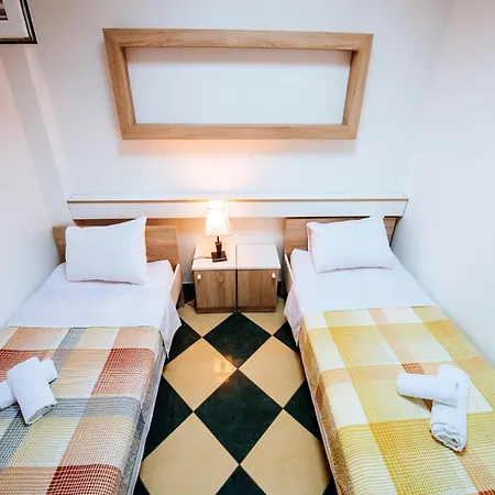 Jasenice Near & Pool * ماسلينتسا